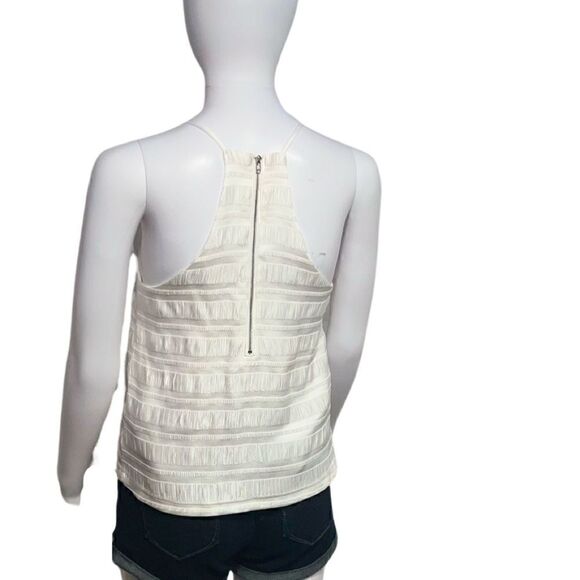 Endless Rose Rear Zip Top - Picture 9 of 13